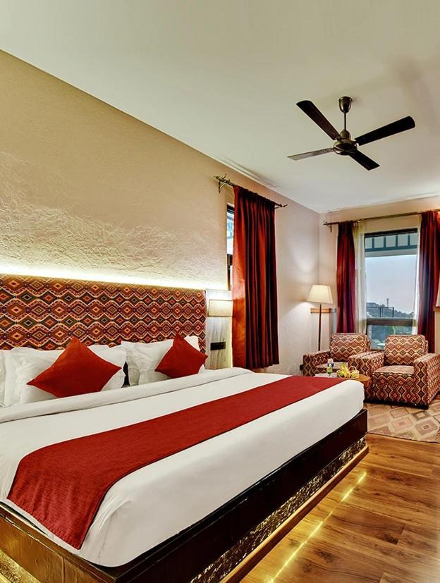 Tiaraa Jujurana Resort & Spa Dharamszala Kültér fotó